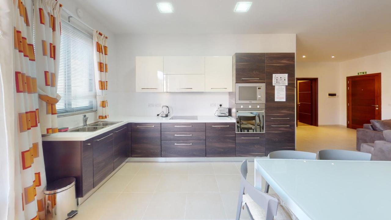 Spacious 2 Bedroom In